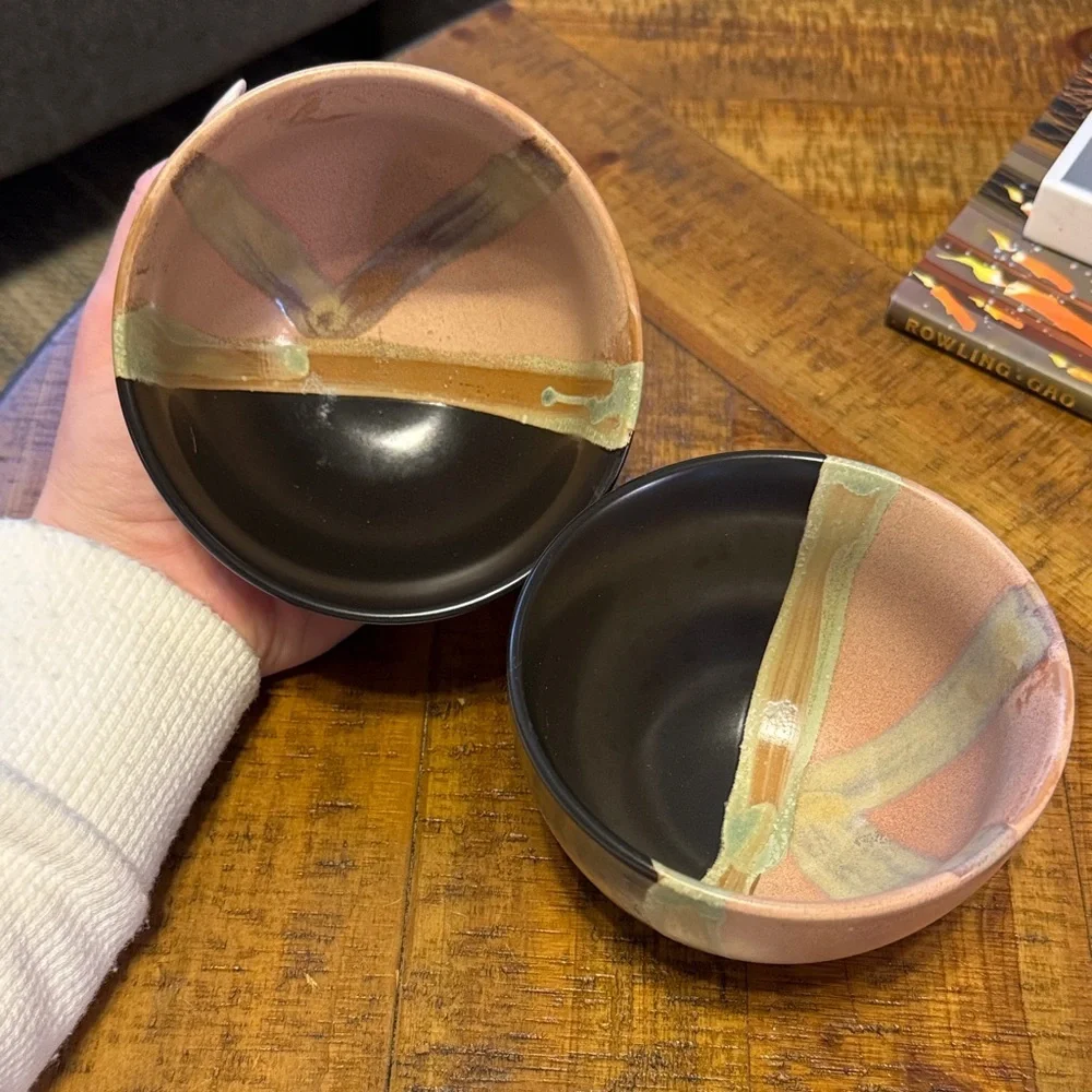 Artisan Ceramic Bowls in Black and Tan